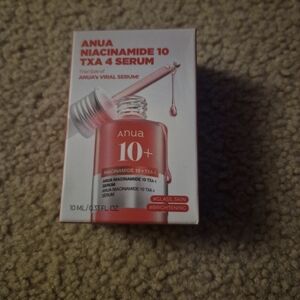 Aura Niacinamide 10 TXA 4 Serum
